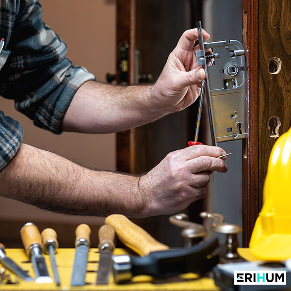 Reparer bas de porte en bois pourri