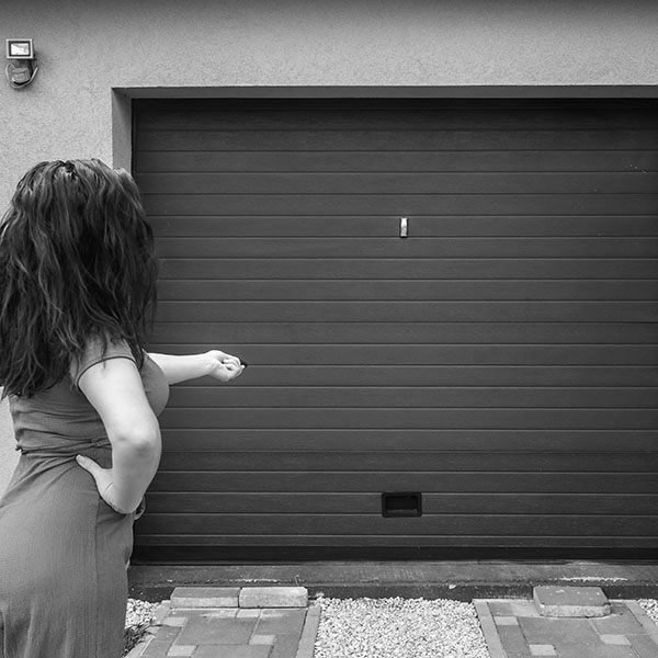 Installation porte de garage basculante